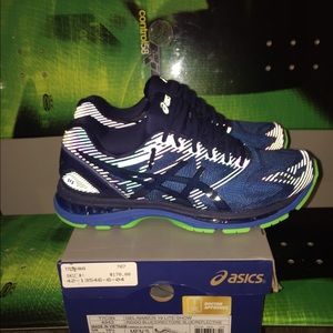 Asics limited edition gel nimbus light show s10.5